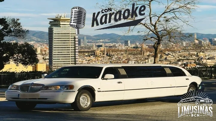 Elegante limusina Lincoln americana blanca, ideal para eventos exclusivos y servicios de alquiler de lujo en Barcelona con Alquiler Limusinas Barcelona